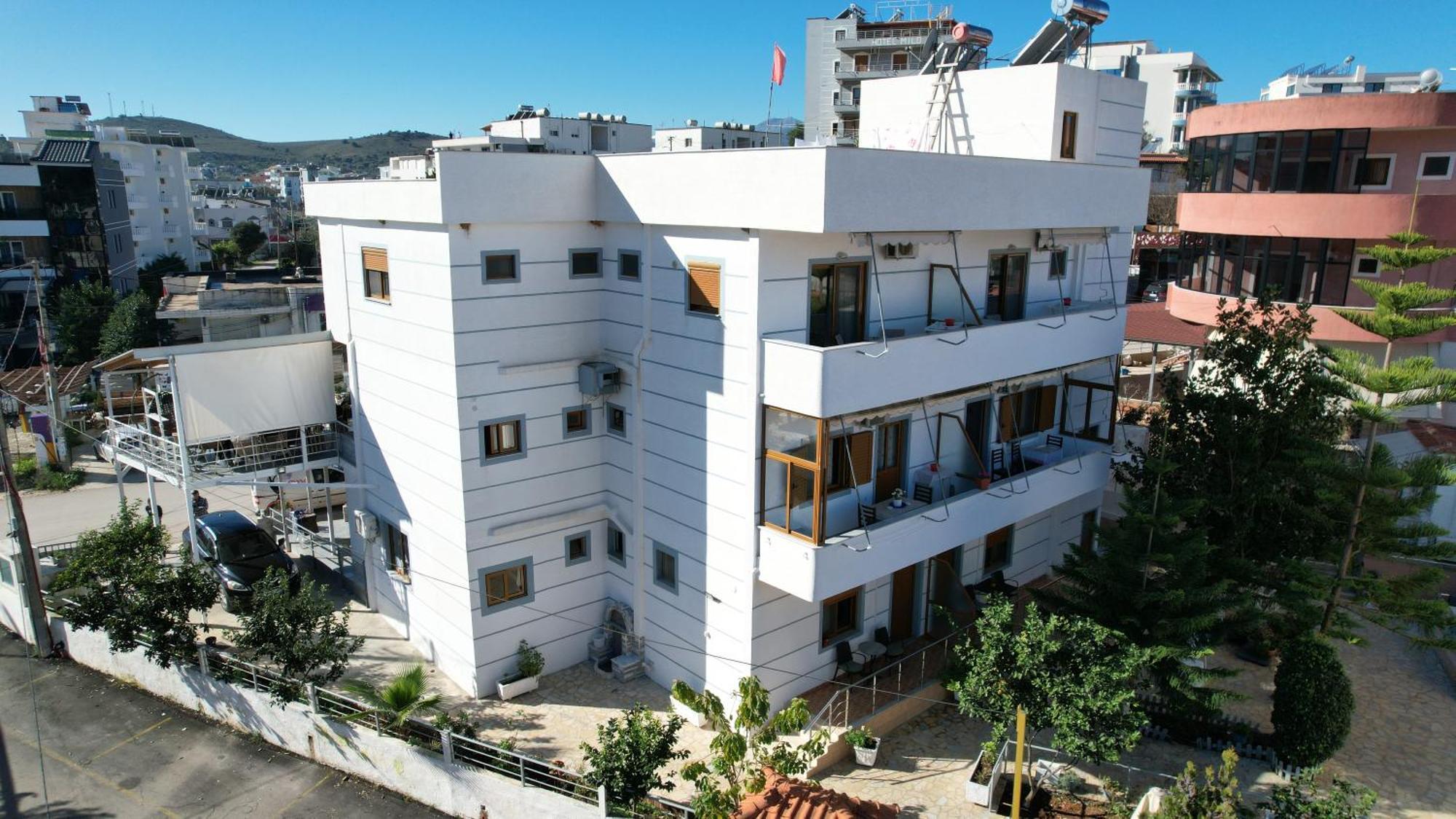 Hotel Chris Ksamil Kültér fotó