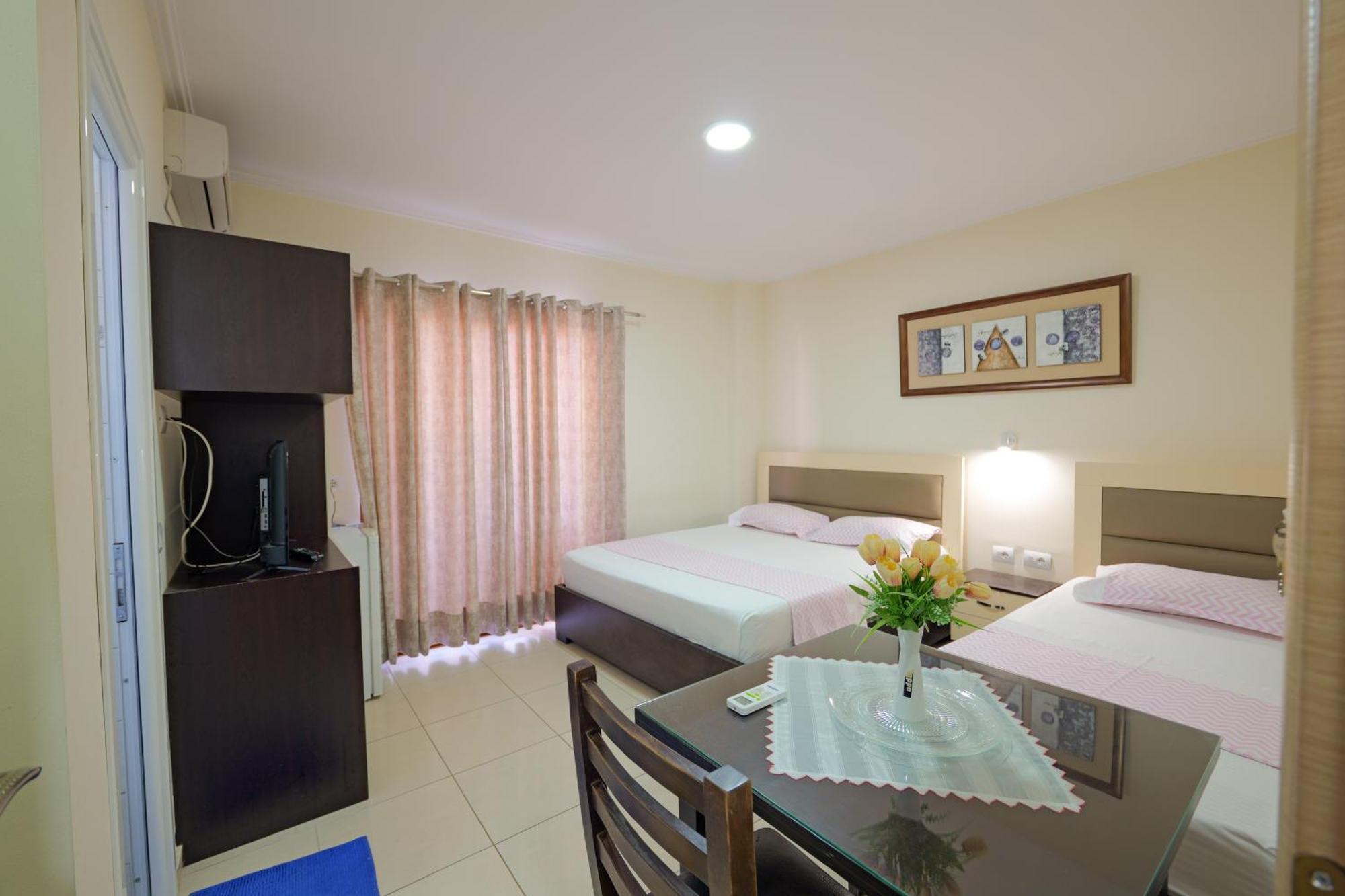 Hotel Chris Ksamil Kültér fotó