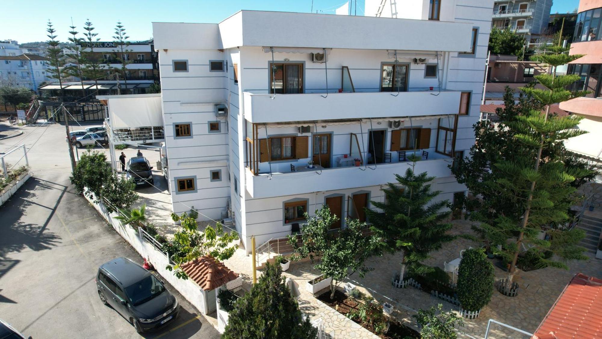 Hotel Chris Ksamil Kültér fotó