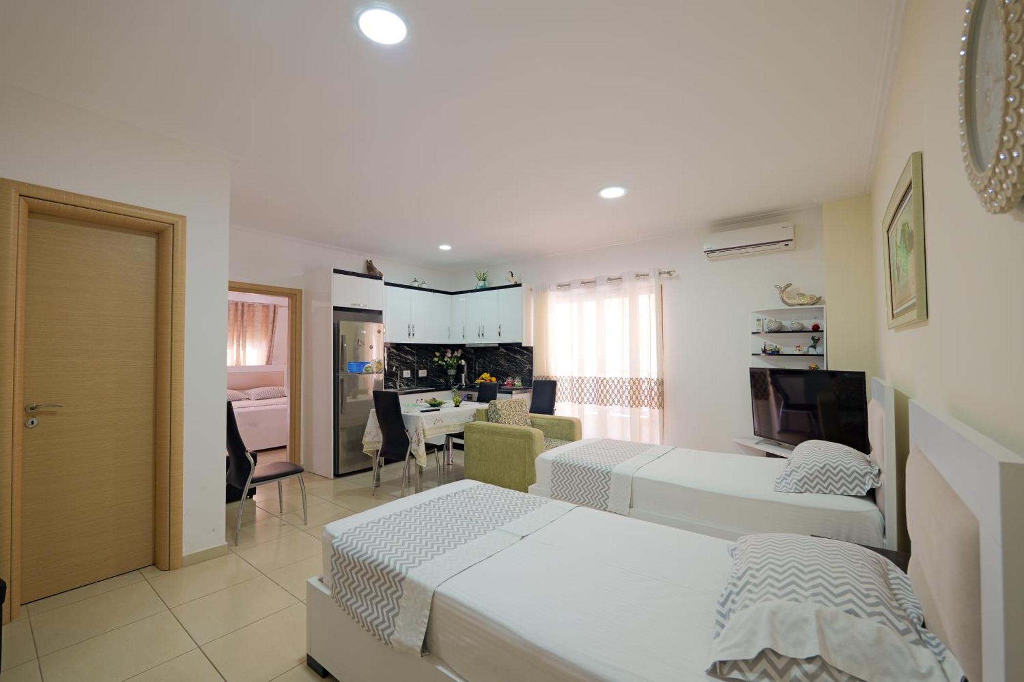 Hotel Chris Ksamil Kültér fotó