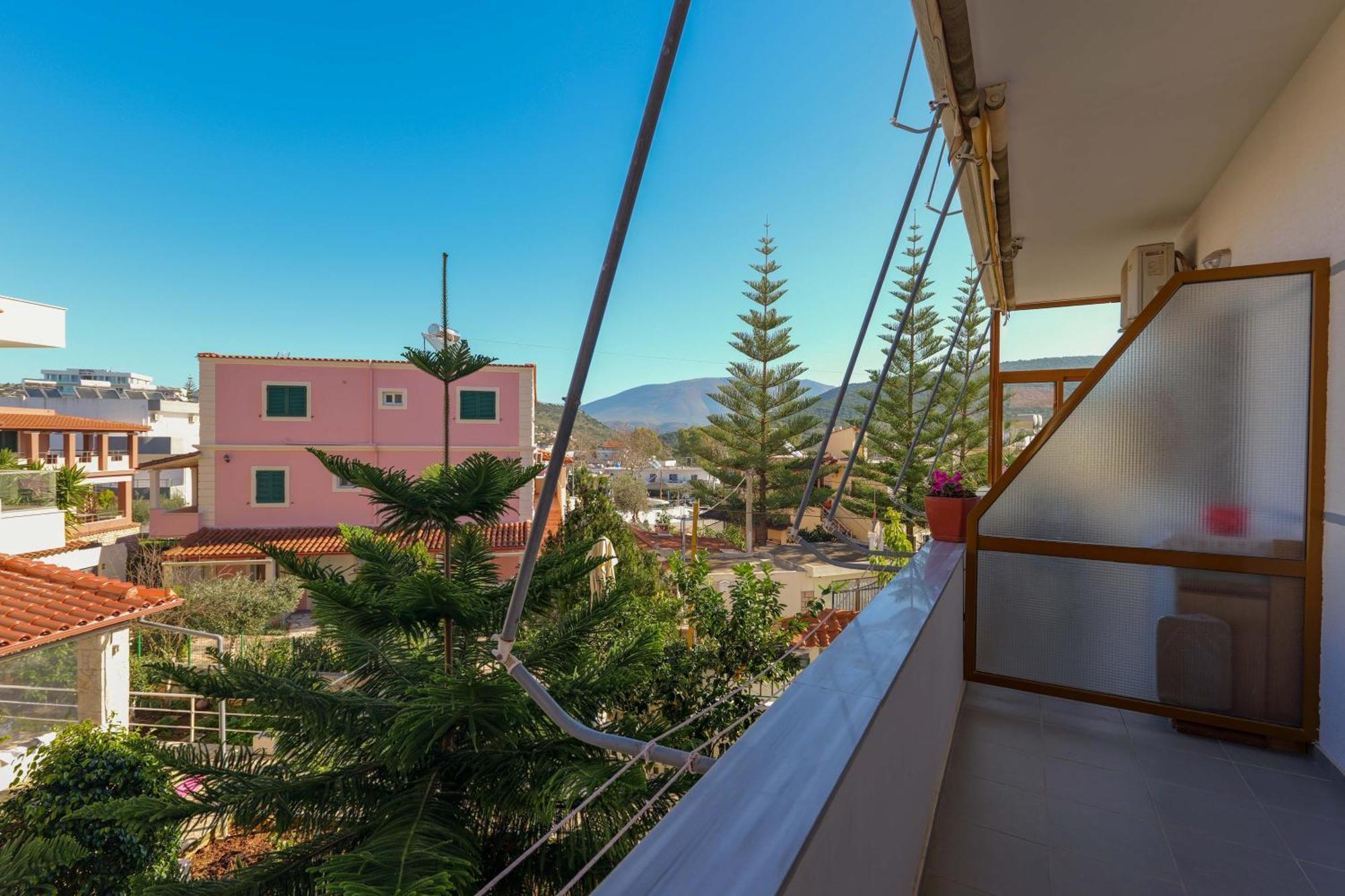 Hotel Chris Ksamil Kültér fotó
