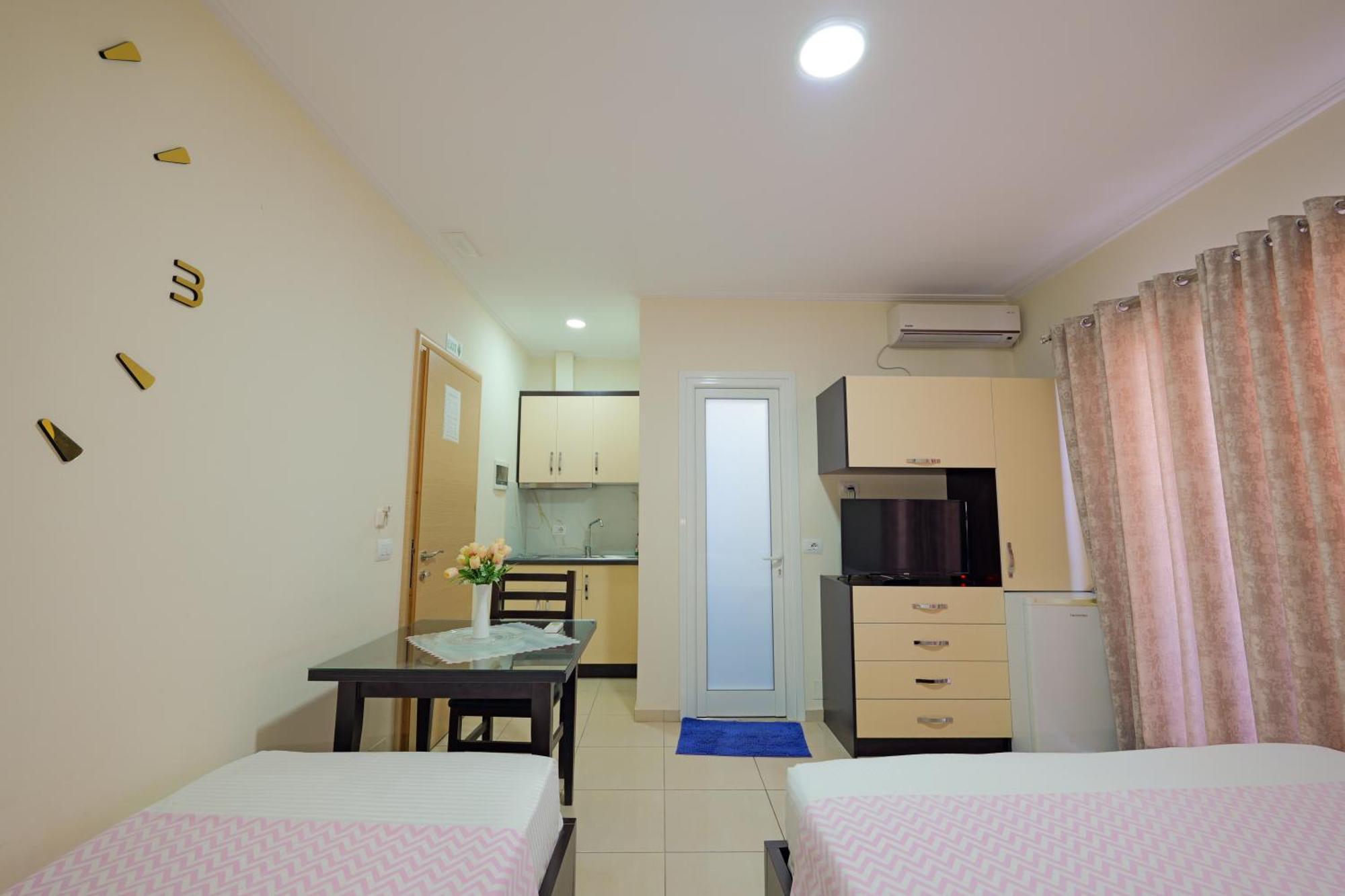 Hotel Chris Ksamil Kültér fotó
