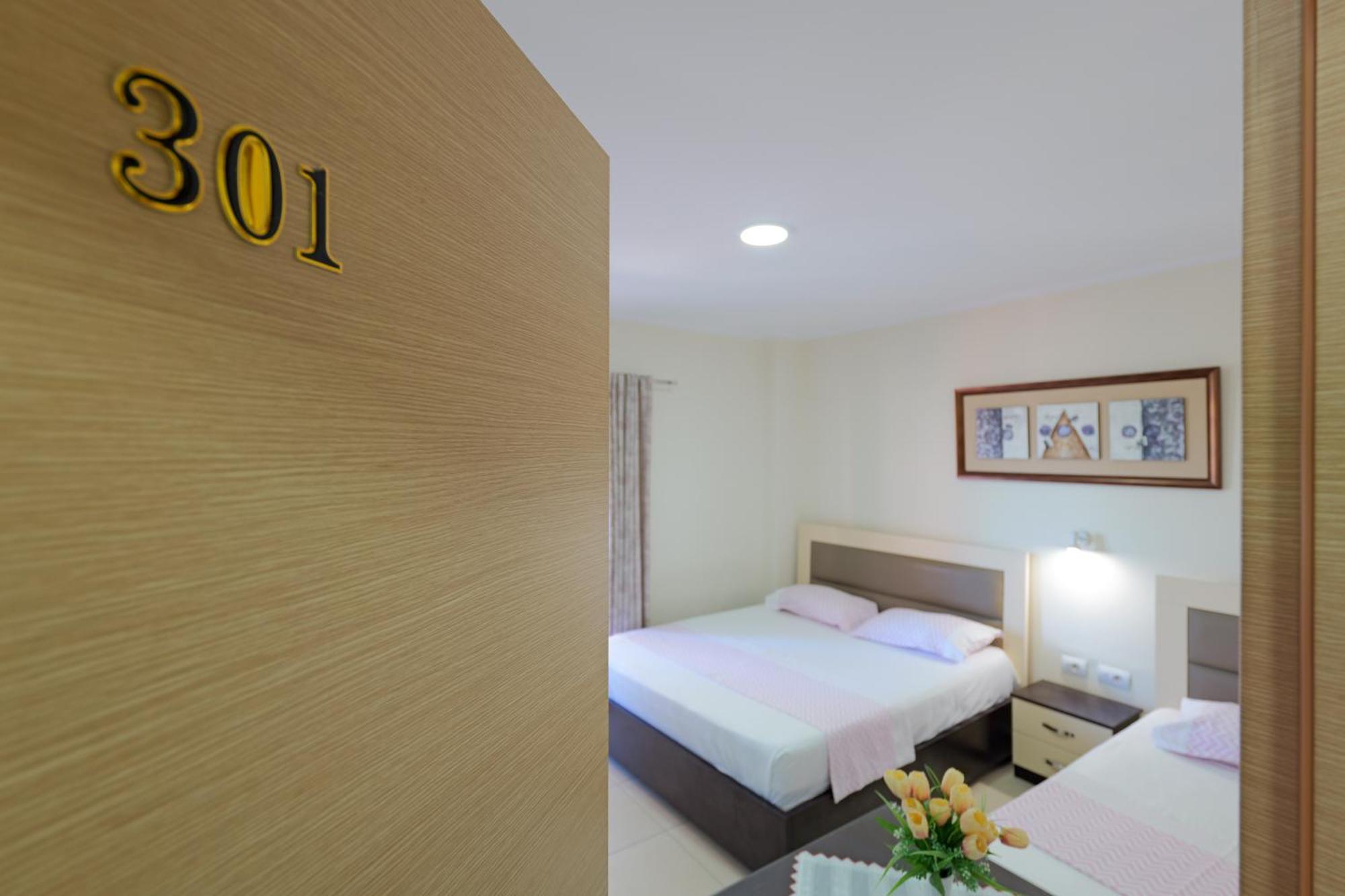 Hotel Chris Ksamil Kültér fotó