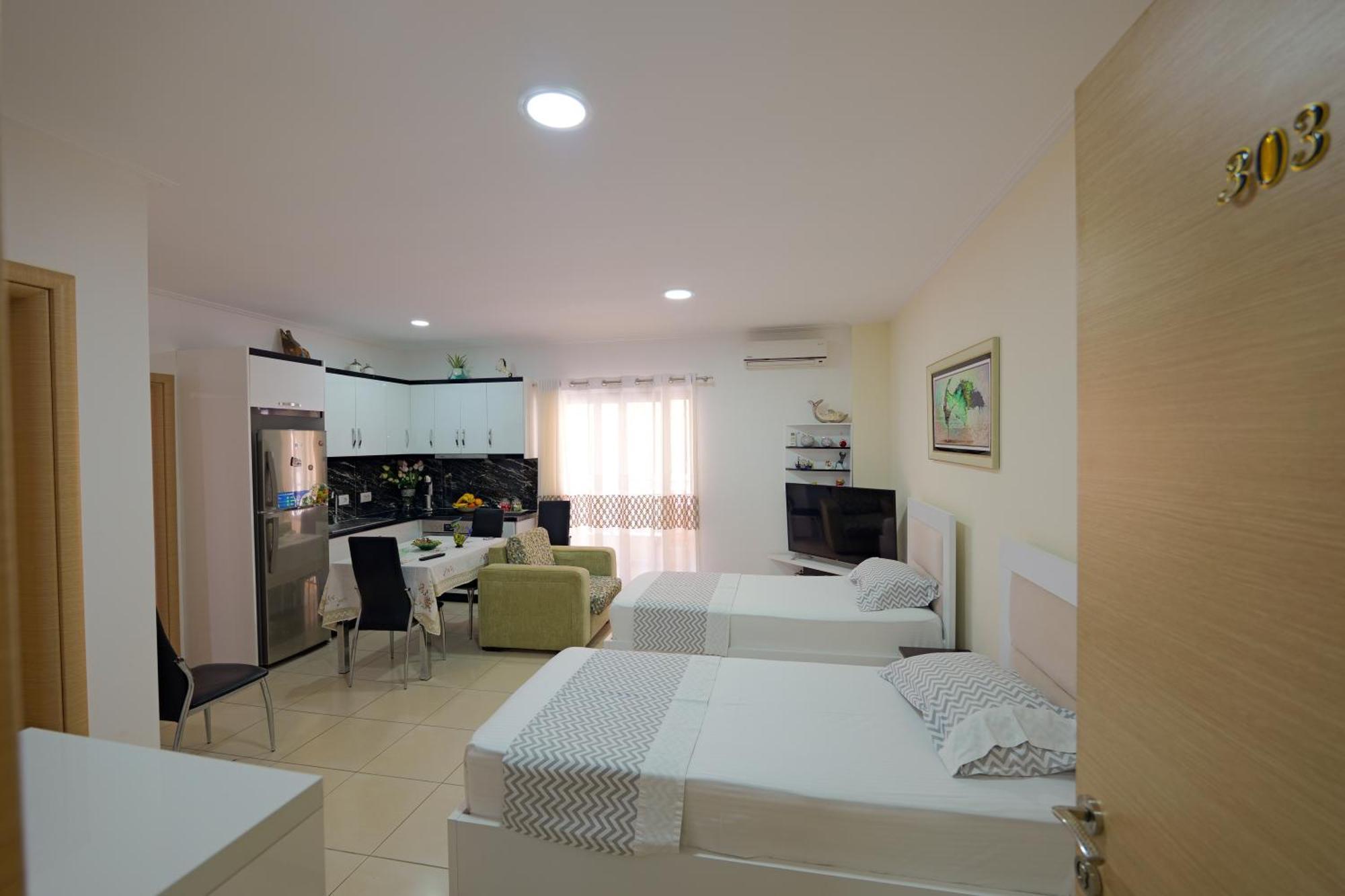 Hotel Chris Ksamil Kültér fotó